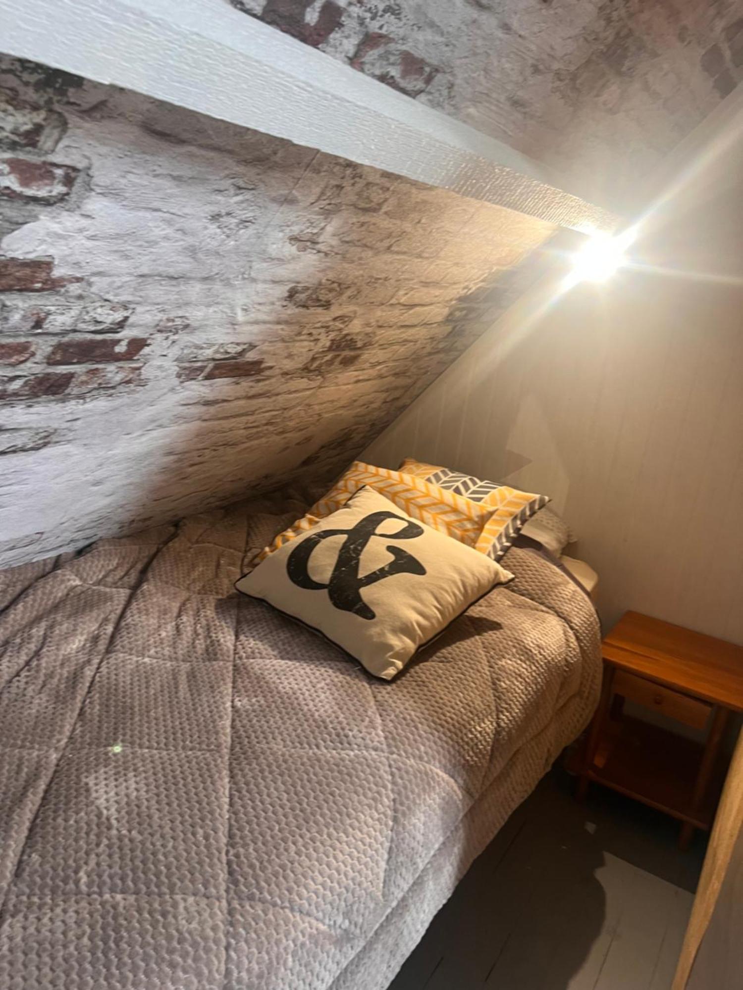 Gites De Warincthun Audinghen Esterno foto